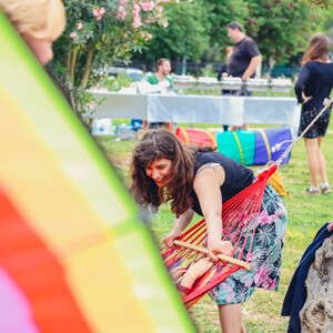 Η προοπτική αναδοχής παιδιών από ομόφυλα ζευγάρια και ο συντηρητισμός του πολιτικού συστήματος