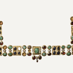 Ένα σύνολο κοσμημάτων από την Κυπριακή Συλλογή του Μουσείου Κυκλαδικής Τέχνης