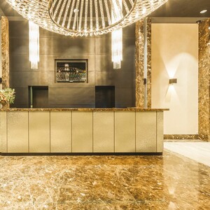 Hotel Outfitting: Τα κορυφαία υλικά ως συνδετικός κρίκος μεταξύ αρχιτέκτονα και κατασκευαστή