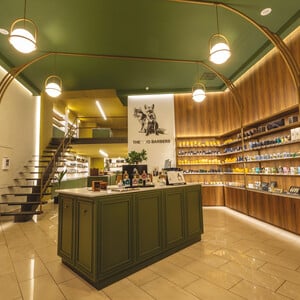 Thetwobarbers.com