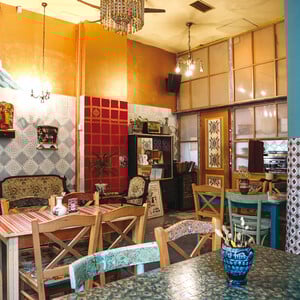 Raraoú cantina