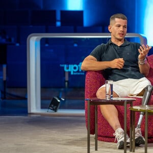 Upfront 2025: Υπάρχει ουσιαστική προσβασιμότητα για τα άτομα με αναπηρία;