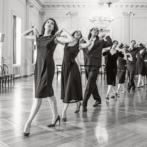 «Kontakthof»: Το έργο της Pina Bausch στο Εθνικό Θέατρο με ελληνικό θίασο