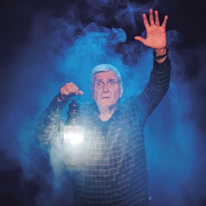 «Ο σταθμάρχης»: Ένας ψυχολογικός μονόλογος τρόμου και υπαρξιακής αγωνίας