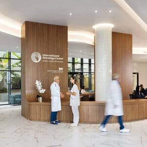 Επιστημονική αριστεία με ανθρωποκεντρική φροντίδα στο Διεθνές Ογκολογικό Κέντρο της Θεσσαλονίκης