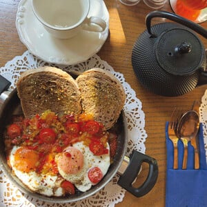 Sebil Coffee & Cocktails: Ένα elegant στέκι που μυρίζει παλιά Θεσσαλονίκη