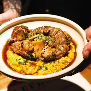 Λεύκες: Γνώριμες συνταγές μαγειρεμένες για να μας εκπλήσσουν