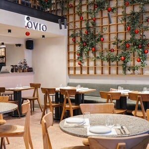 Ovio: Ιταλική κουζίνα με γιορτινή διάθεση και κοσμοπολίτικη ατμόσφαιρα