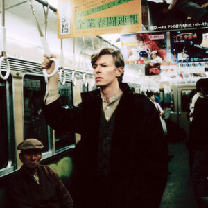 Τι ήταν το «Let’s Dance» του David Bowie για τα χρόνια του ’80;