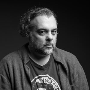 Ο Αργύρης Ξάφης διαβάζει Γιώργο Ιωάννου