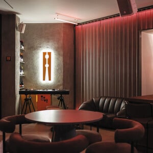 Obscura Athens: Το μπαρ των Πετραλώνων δεν ξεχωρίζει τους ανθρώπους