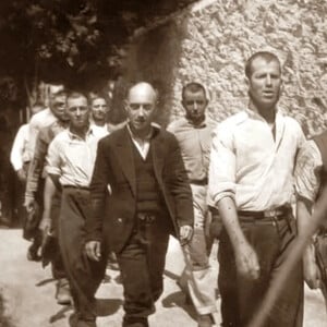 ΚΑΙΣΑΡΙΑΝΗ ΦΩΤΟΓΡΑΦΙΕΣ ΣΚΟΠΕΥΤΗΡΙΟ ΕΚΤΕΛΕΣΘΕΝΤΕΣ ΒΕΛΓΙΟ