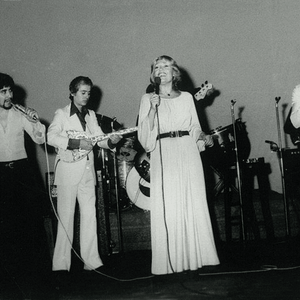 Οι συναυλίες της Μαρινέλλας στην Αλβανία, τον Αύγουστο του 1977