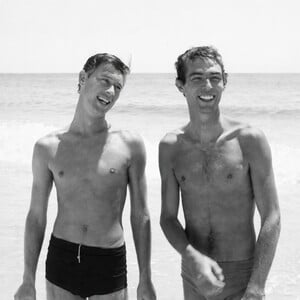 «Όποτε θελήσεις να κάνουμε έρωτα, απλώς πες το»: Η ιστορία αγάπης του Πίτερ Χούτζαρ και του Πολ Θεκ