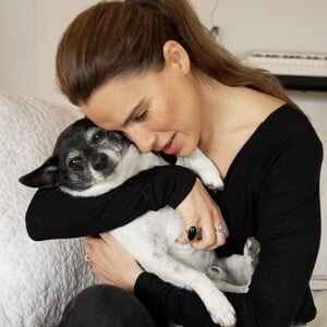 «Ο Ούζο έφαγε τα σουτιέν μου, αλλά μου έσωσε τη ζωή»