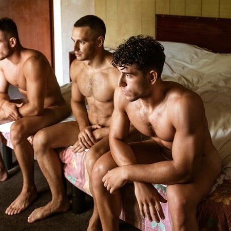 Greeks Come True 2020: Το γυμνό ελληνικό ημερολόγιο υποδέχεται τη νέα δεκαετία