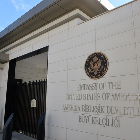 ΥΠΕΞ Τουρκίας: Κάλεσε σε εξηγήσεις τον Αμερικανό πρέσβη μετά την αναγνώριση της Γενοκτονίας των Αρμενίων