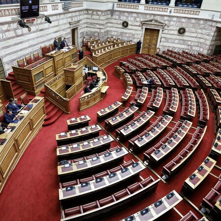 Νέο ασφαλιστικό: Οι αλλαγές για ασφαλισμένους και συνταξιούχους