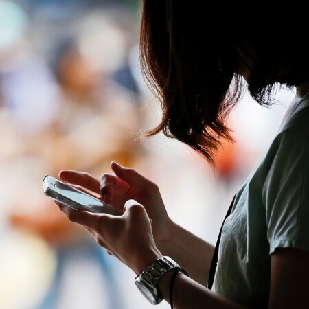 Κορωνοϊός: Έλληνες φοιτητές έφτιαξαν app που εντοπίζει πιθανά κρούσματα