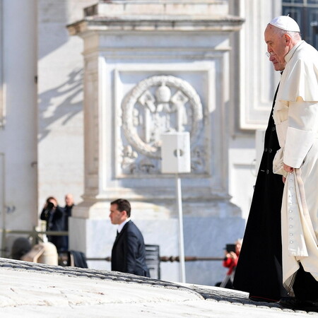 Παναγία των Παρισίων: Ο Πάπας ευχαρίστησε τους πυροσβέστες
