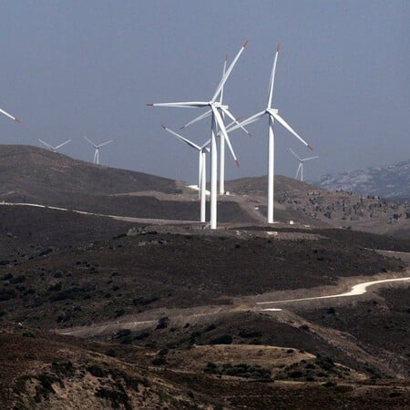 Αντιδράσεις για τα βιομηχανικά αιολικά πάρκα στα Άγραφα- Δεν θέλουν τις 40 ανεμογεννήτριες