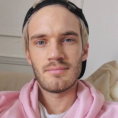 PewDiePie:Ο 29χρονος αμφιλεγόμενος vlogger που έσπασε το φράγμα των 100 εκατ. συνδρομητών στο YouTube