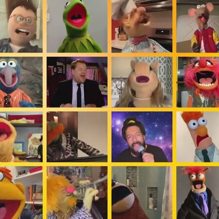 Χαρακτήρες του Μάπετ Σόου ερμήνευσαν το «With a Little Help From My Friends» των Beatles