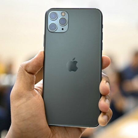 Τα νέα iPhone 11 εξαντλήθηκαν στην Ελλάδα από την πρώτη ημέρα