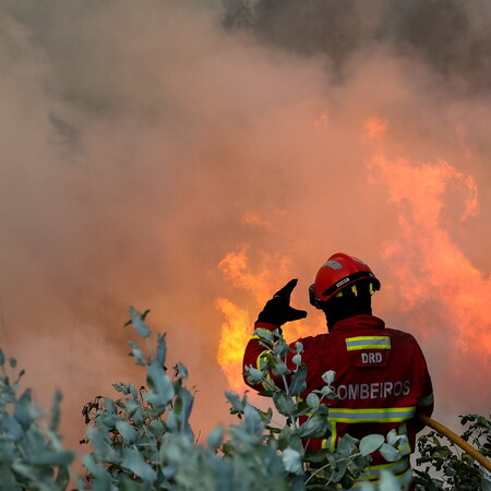 Ισπανία: Μεγάλες φωτιές στη Γαλικία - Εκκενώθηκαν χωριά