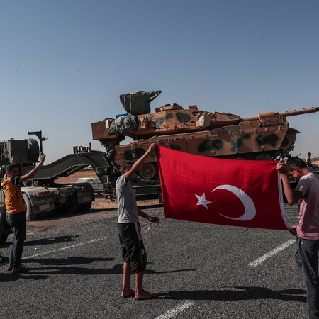 Yeni Safak: Η Τουρκία έχει εναλλακτικές για το εμπάργκο όπλων και πυρομαχικών