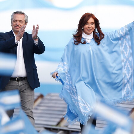 Εκλογές στην Αργεντινή: Φαβορί για νίκη από τον Α' γύρο ο περονιστής Φερνάντες