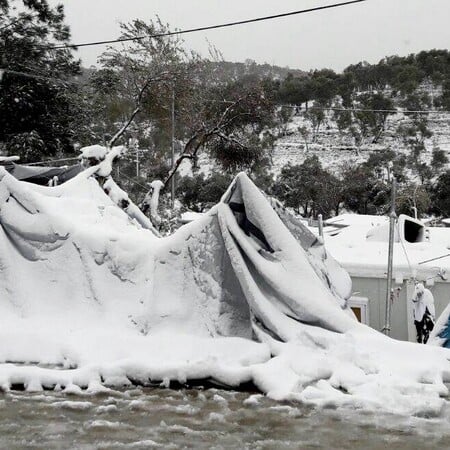 Το έγκλημα που γίνεται τώρα στη Μόρια