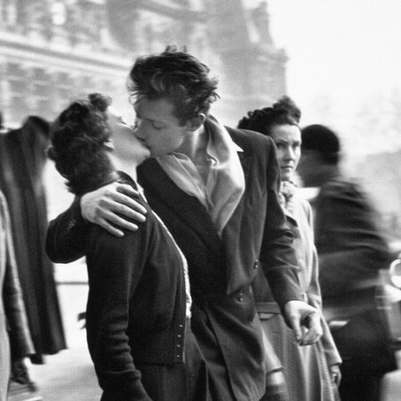 Ο φωτογράφος της "Πόλης του Έρωτα" Robert Doisneau σε μία εντυπωσιακή έκθεση στο Βερολίνο