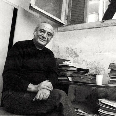Νίκος Καρούζος: «Η ποίηση σπαρταρά να επιστρέψει»