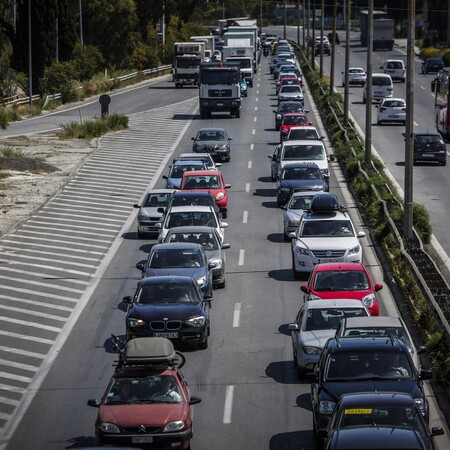 Πάσχα 2019: Με αργούς ρυθμούς και μποτιλιάρισμα η έξοδος των Αθηναίων