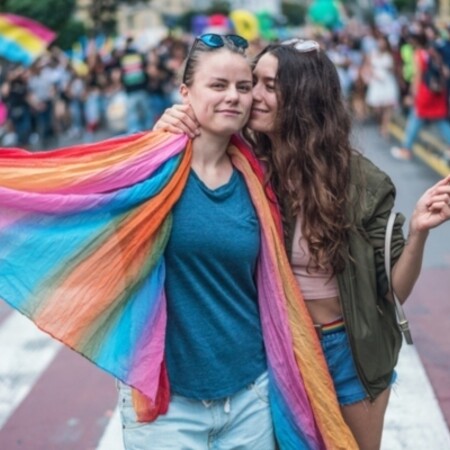 We Share: Η μεγαλύτερη ΛΟΑΤΙ+ έρευνα στην Ευρώπη - Γιατί είναι σημαντική η συμμετοχή