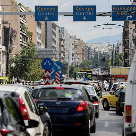 Διπλώματα οδήγησης: Εγκρίθηκε από την επιτροπή της Βουλής το νομοσχέδιο