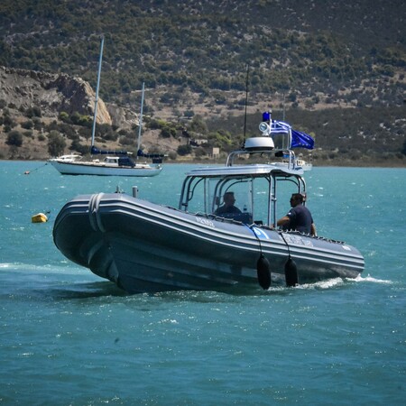 Τραγωδία στην Κάρπαθο: Ανασύρθηκε η σορός του ενός δύτη - Αύριο η επιχείρηση για τον δεύτερο