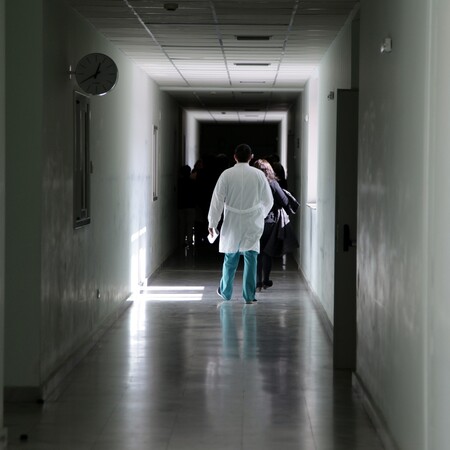 Λάρισα: Σε σύφιλη εκτέθηκαν γιατροί και νοσηλευτές στο Παν. Νοσοκομείο