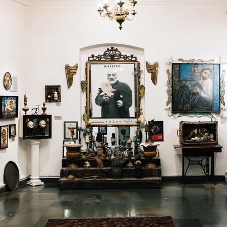 Επίσκεψη στο σπίτι-μουσείο του Σεργκέι Παρατζάνοφ στο Γιερεβάν της Αρμενίας