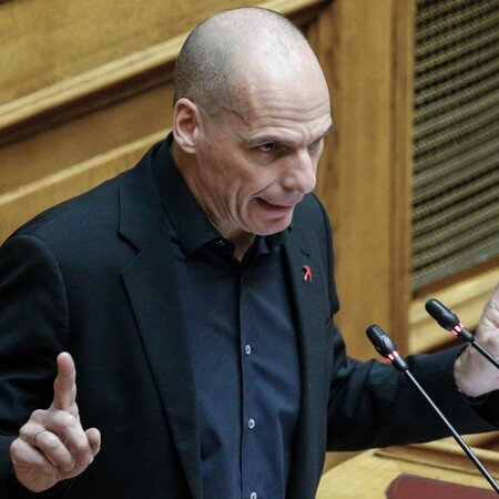 Ο Βαρουφάκης κατέθεσε στη Βουλή «τις ηχογραφήσεις από τα Eurogroup του 2015»