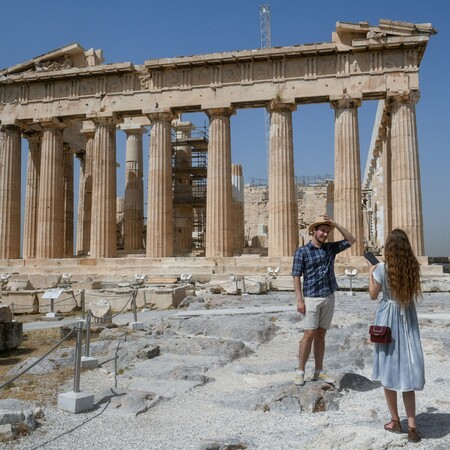 Το άνοιγμα της Ακρόπολης στα διεθνή ΜΜΕ: Με μέτρα ασφαλείας η επιστροφή στη νέα κανονικότητα