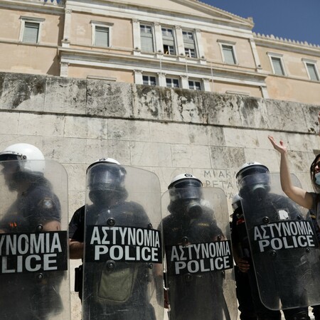 Πέτσας: Το νομοσχέδιο για τις πορείες θίγει την αυθαιρεσία των λίγων σε βάρος των πολλών