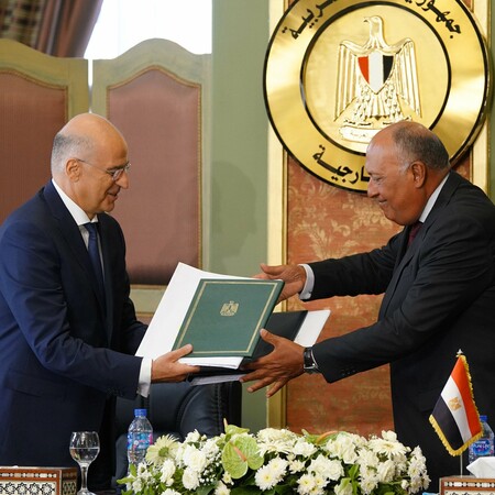Το κείμενο της συμφωνίας Ελλάδας - Αιγύπτου για οριοθέτηση ΑΟΖ