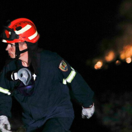 Κέρκυρα: Ολονύκτια μάχη με τις φλόγες - «Στάχτη» πάνω από 200 στρέμματα [Φωτογραφίες]