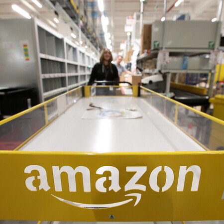 Make Amazon Pay: Περισσότεροι από 400 βουλευτές από 34 χώρες συνυπογράφουν την καμπάνια