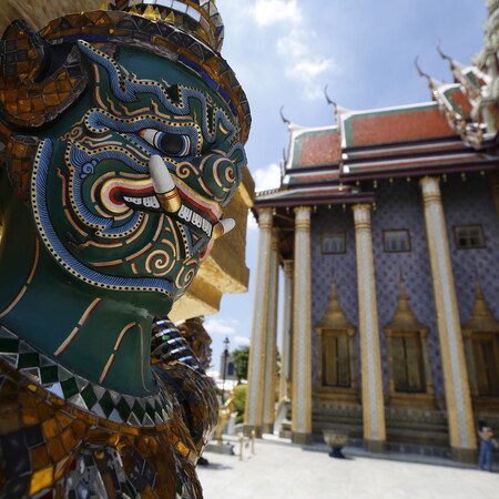 Ταϊλάνδη: Αεροπορική εταιρεία λανσάρει «ιερή πτήση» πάνω από βουδιστικούς ναούς