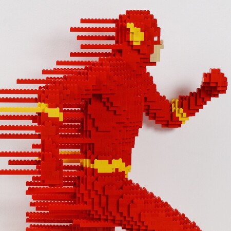 Οι ήρωες της DC Comics, φτιαγμένοι από Lego στην παραλία Μπόντι του Σίδνεϊ