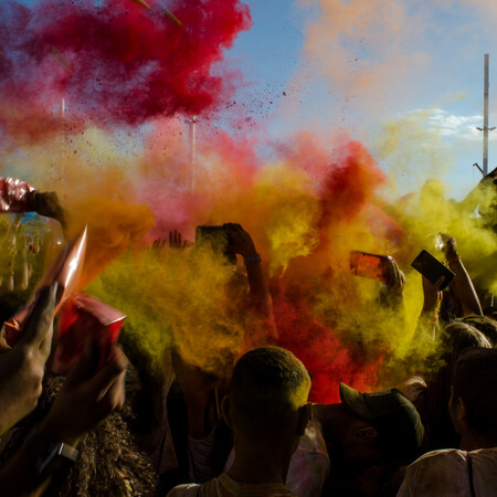 Colour Day Festival 2018: Μουτζουρωθήκαμε στο πιο πολύχρωμο πάρτι της Αθήνας (ΕΙΚΟΝΕΣ)