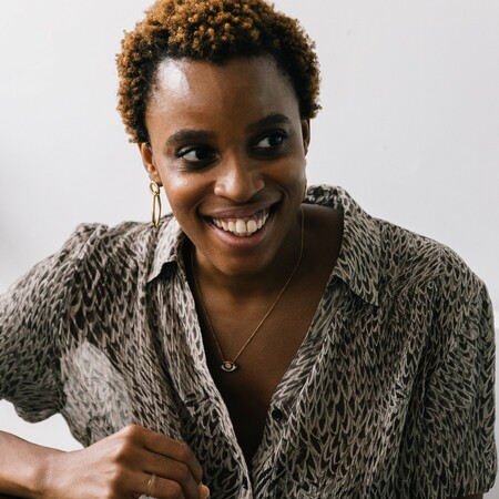 Chioma Ebinama: Γνωριμία με την Αμερικανο-νιγηριανή ζωγράφο που εκθέτει στην Αθήνα